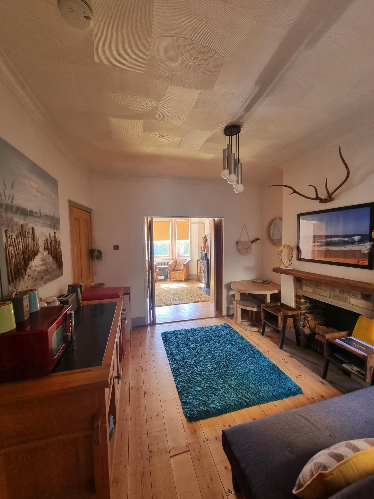Shore Thing - Just A Stones Throw From The Beach Sandgate Exterior photo
